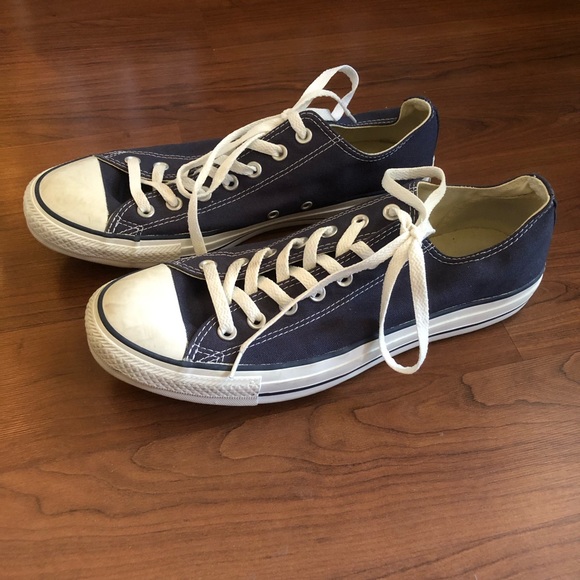 blue low top chucks